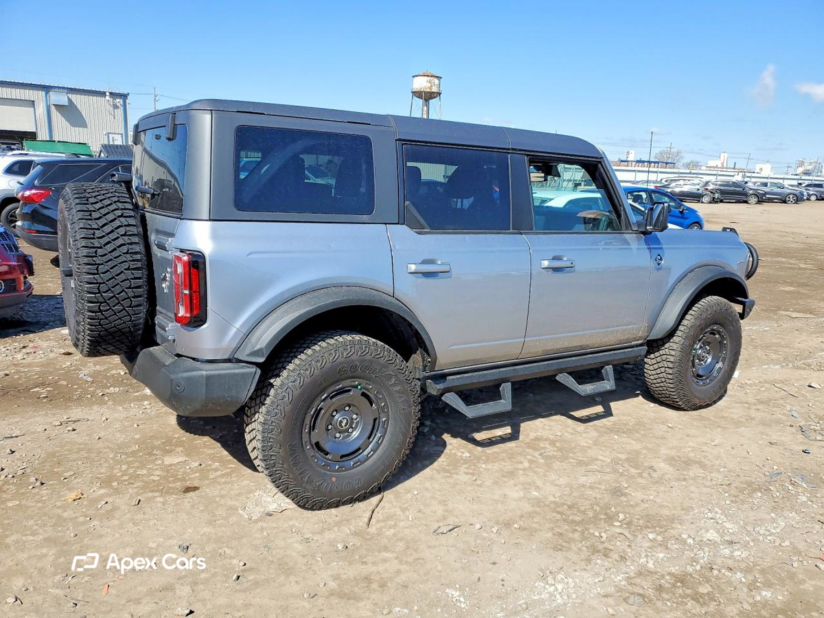 Ford Bronco 2024