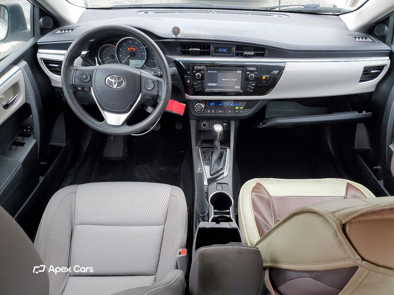 Toyota Corolla 2015