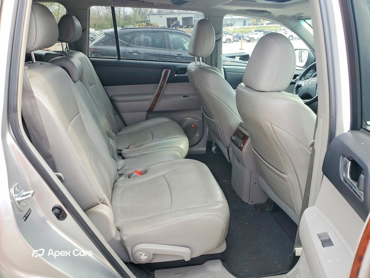 Toyota Highlander 2011