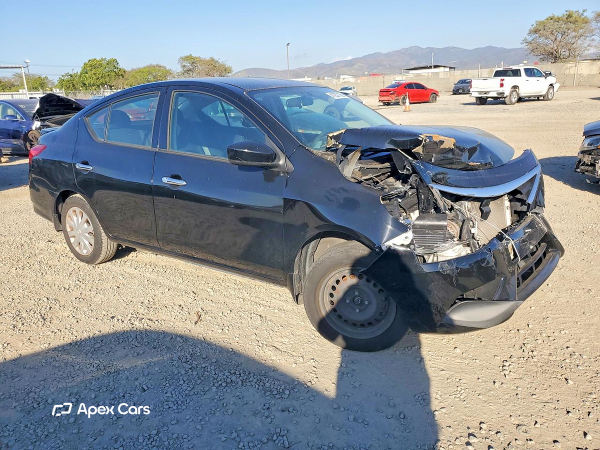 Nissan Versa 2017