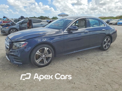 Mercedes-Benz E-klasse 2017 - Image 1 of 13