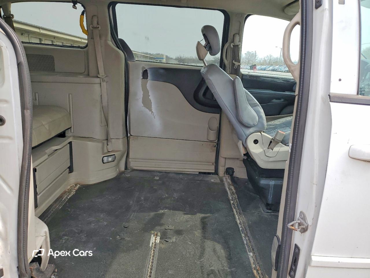 Dodge Caravan 2015