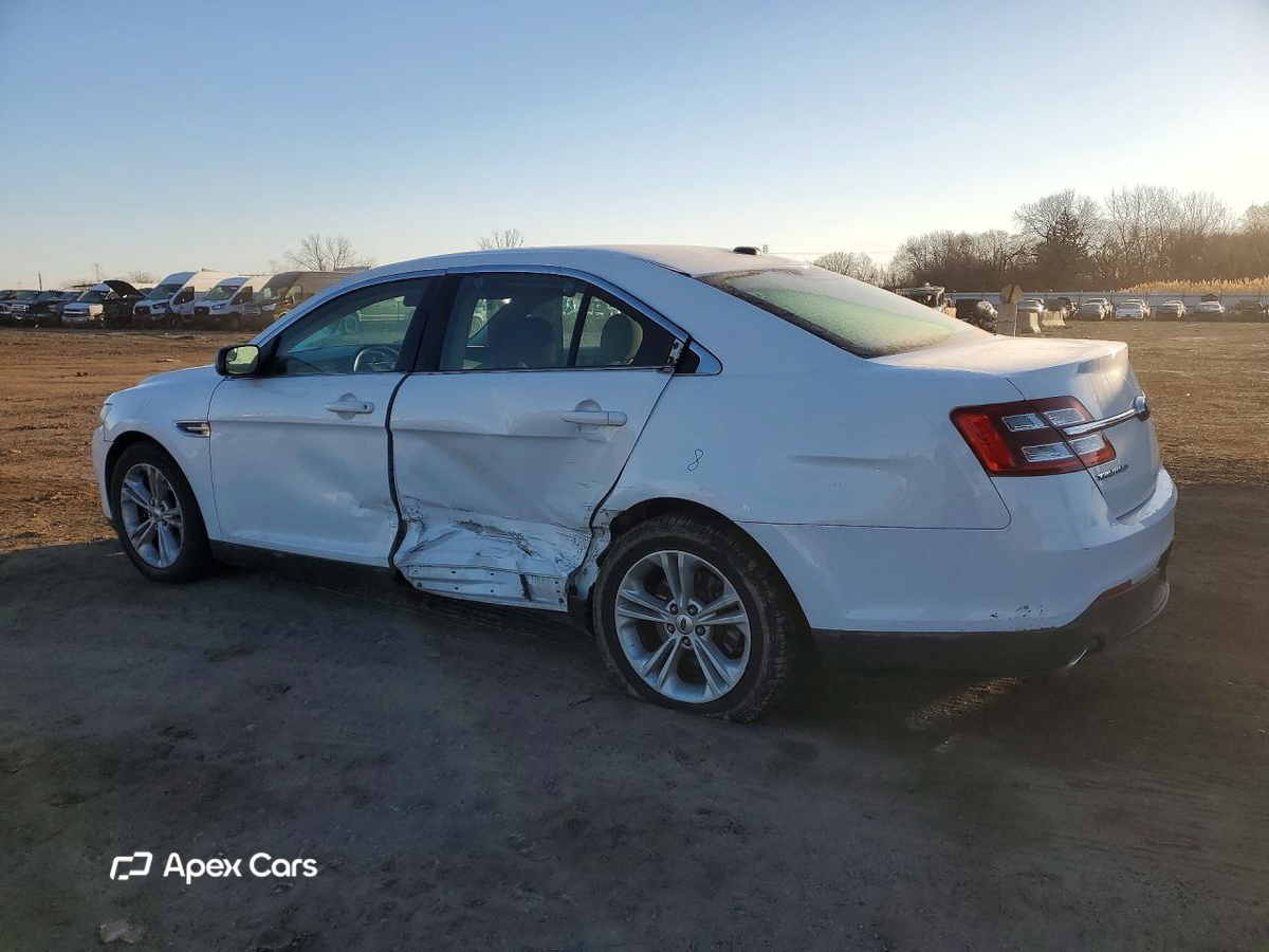 Ford Taurus 2015