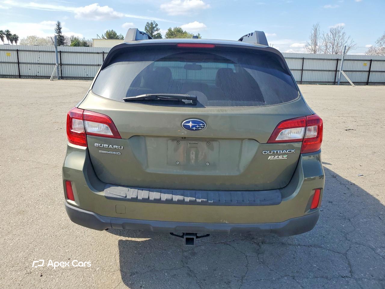 Subaru Outback 2015