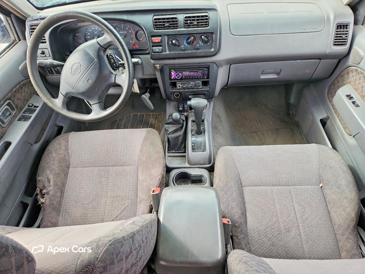 Nissan XTerra 2000