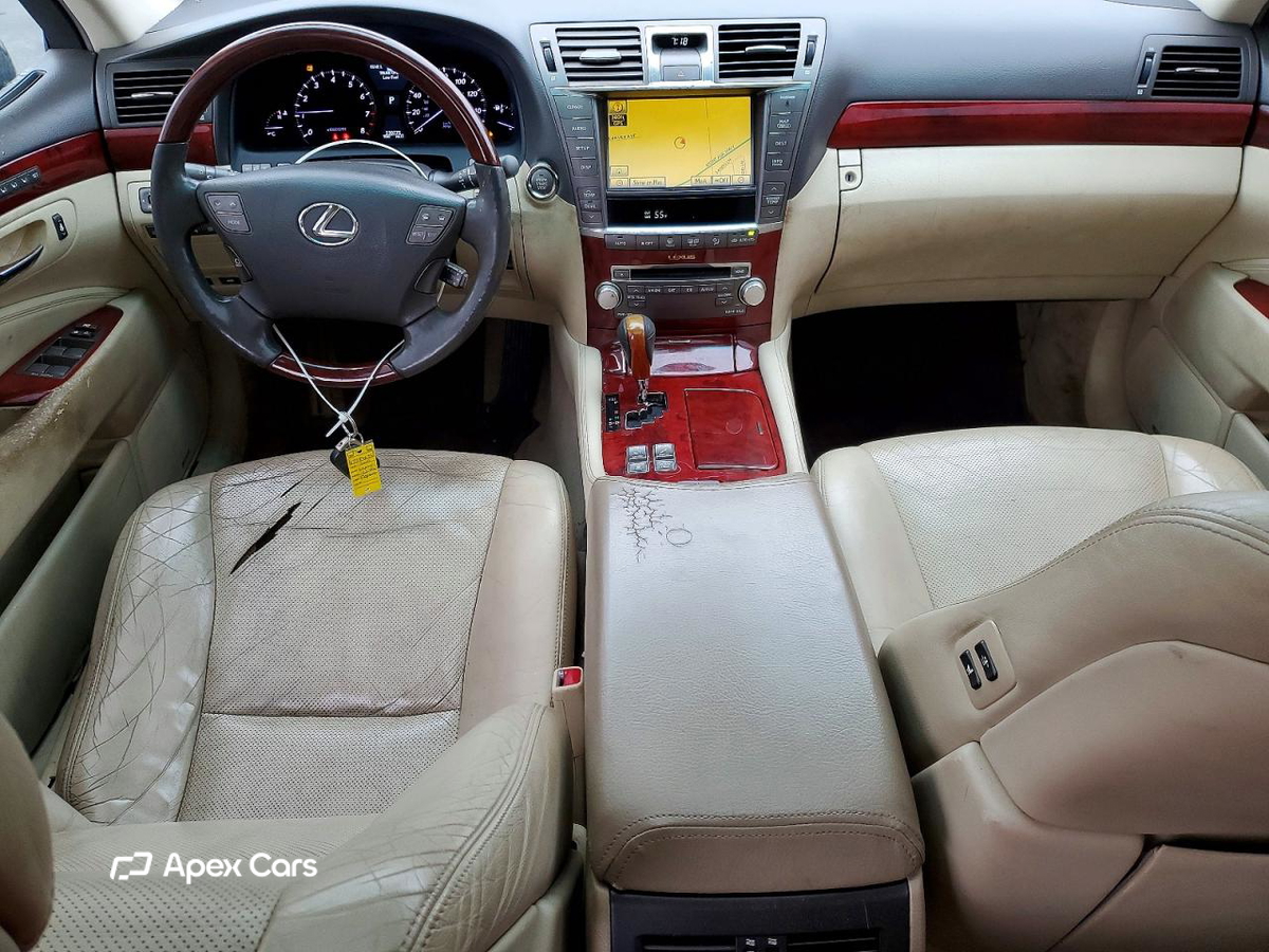 Lexus LS 2010