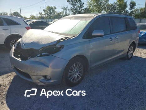 Toyota Sienna 2014 - Image 1 of 14