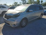 Toyota Sienna 2014