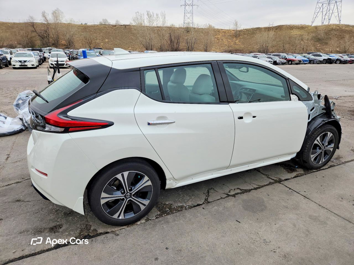 Nissan Leaf 2021