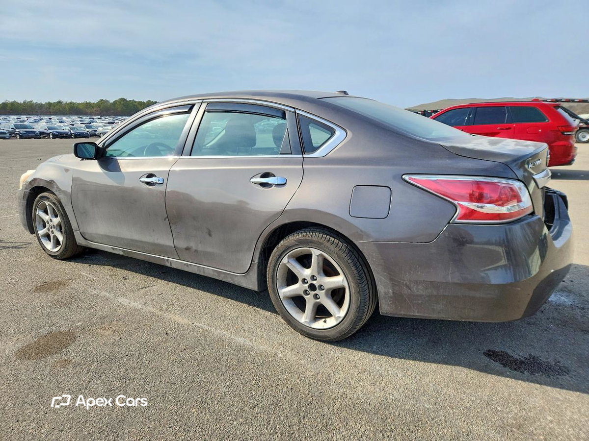 Nissan Altima 2015