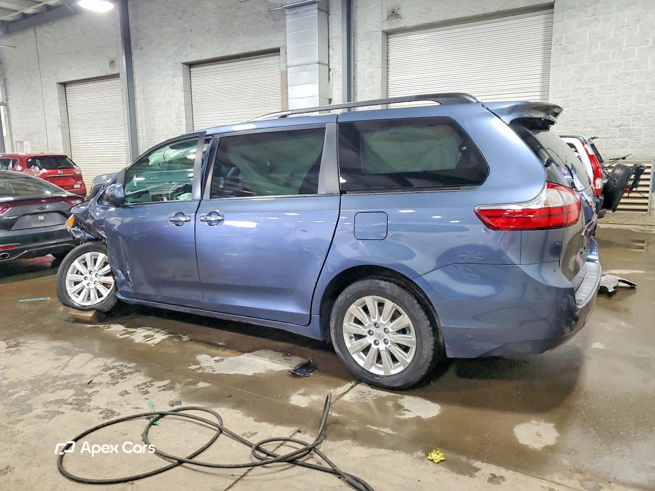 Toyota Sienna 2016