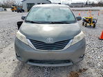 Toyota Sienna 2011