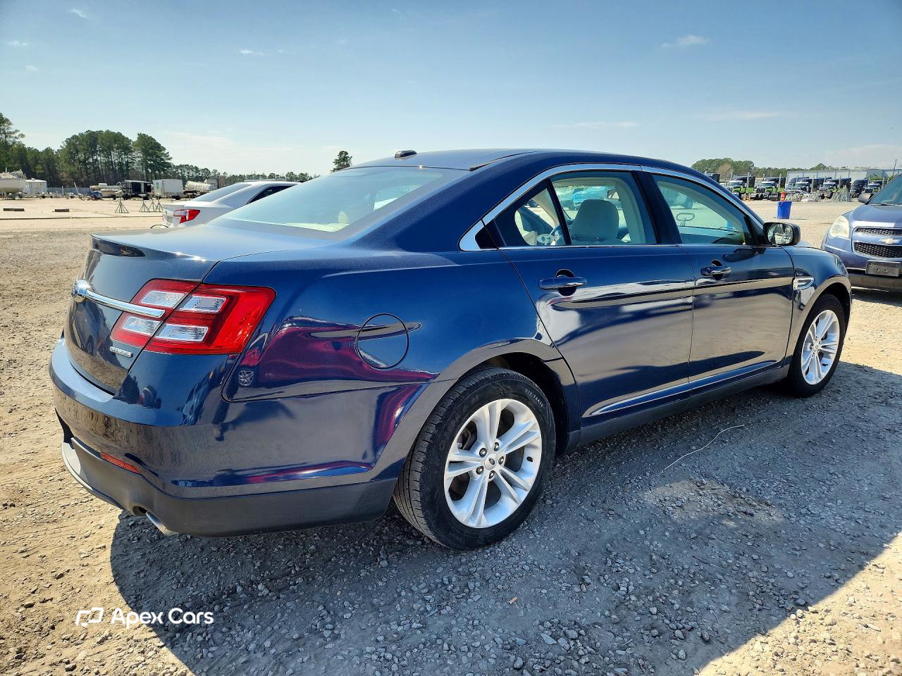 Ford Taurus 2017