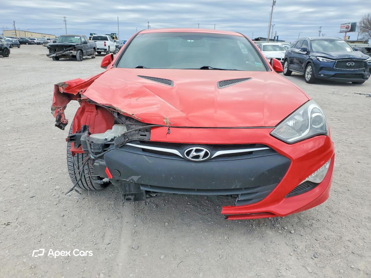 Hyundai Genesis 2013