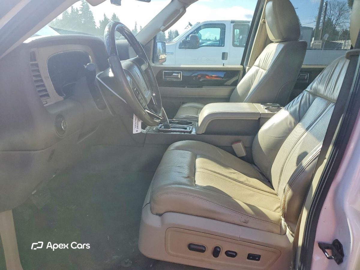 Lincoln Navigator 2015