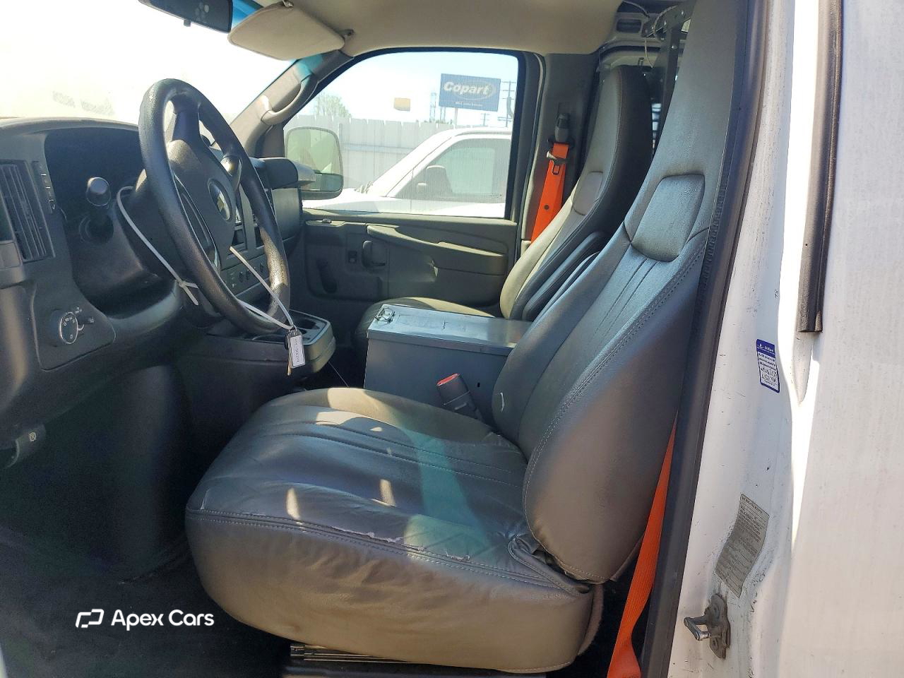 Chevrolet Express 2013