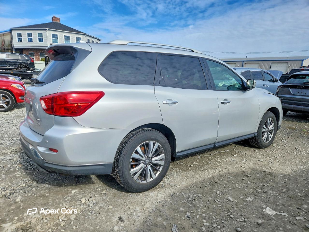 Nissan Pathfinder 2019