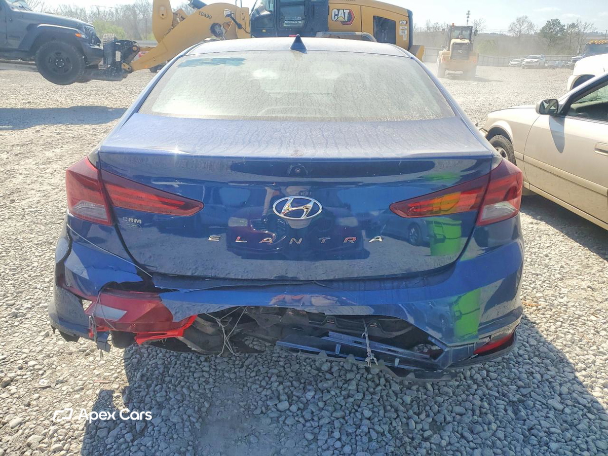 Hyundai Elantra 2019