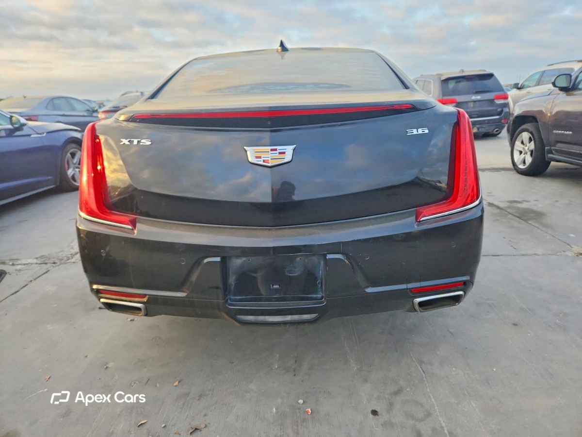 Cadillac XTS 2019