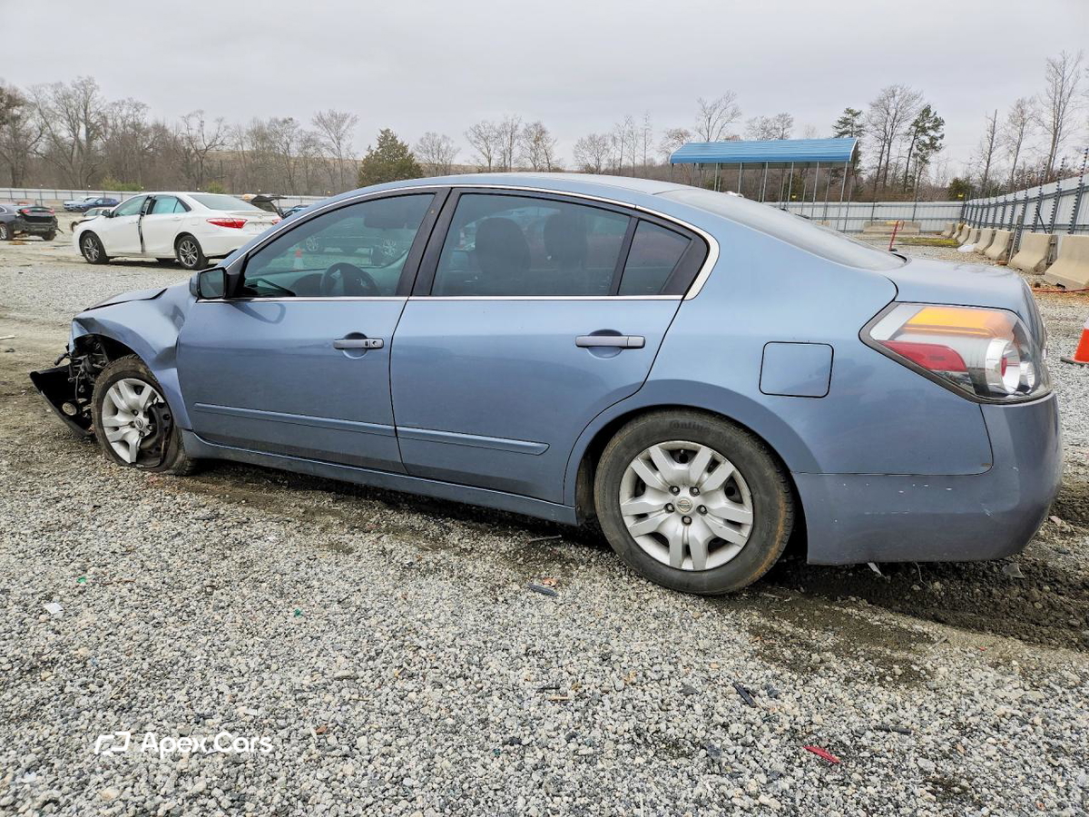 Nissan Altima 2011