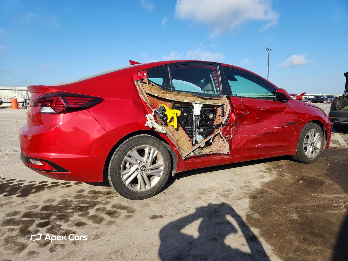 Hyundai Elantra 2019