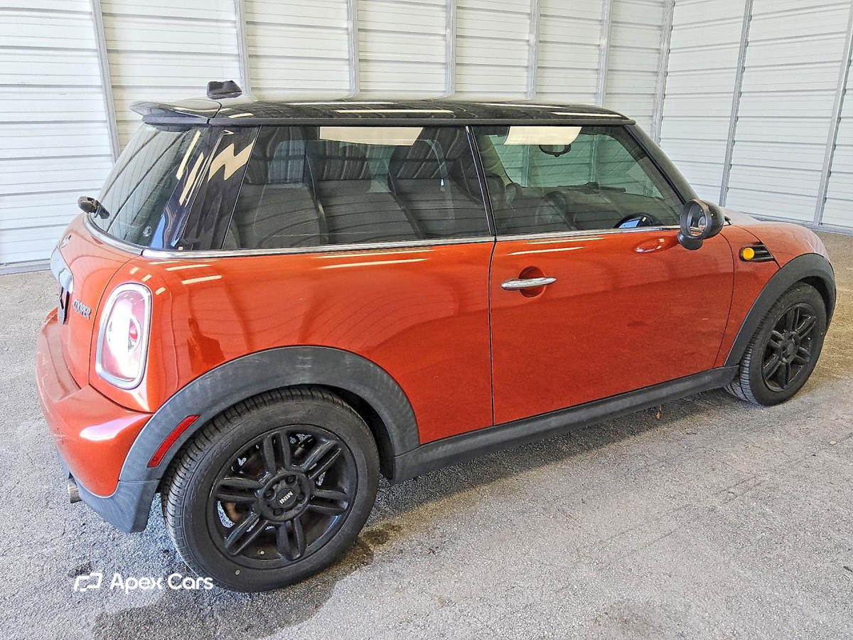 MINI Cooper 2012