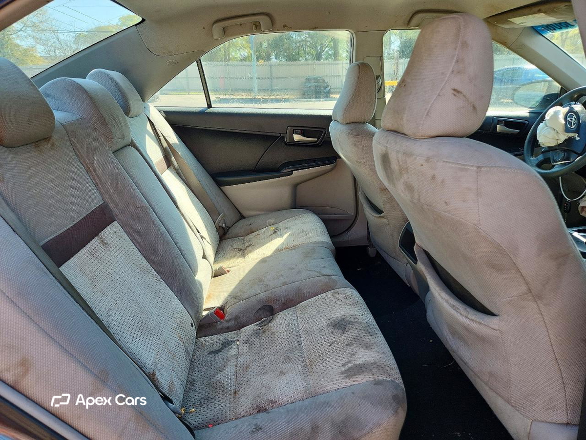 Toyota Camry 2012
