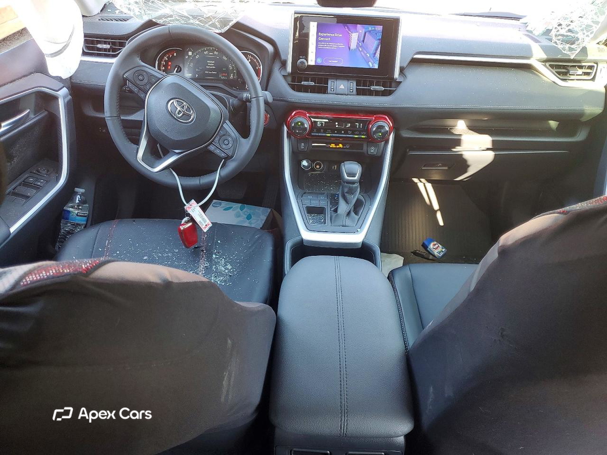 Toyota RAV 4 2025
