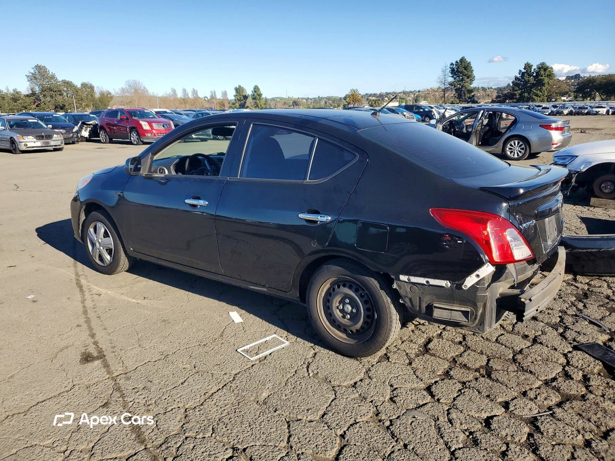 Nissan Versa 2014