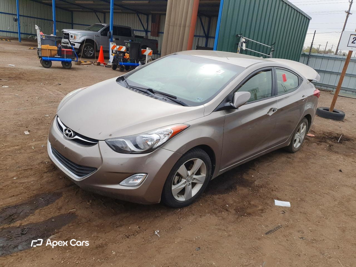 Hyundai Elantra 2013