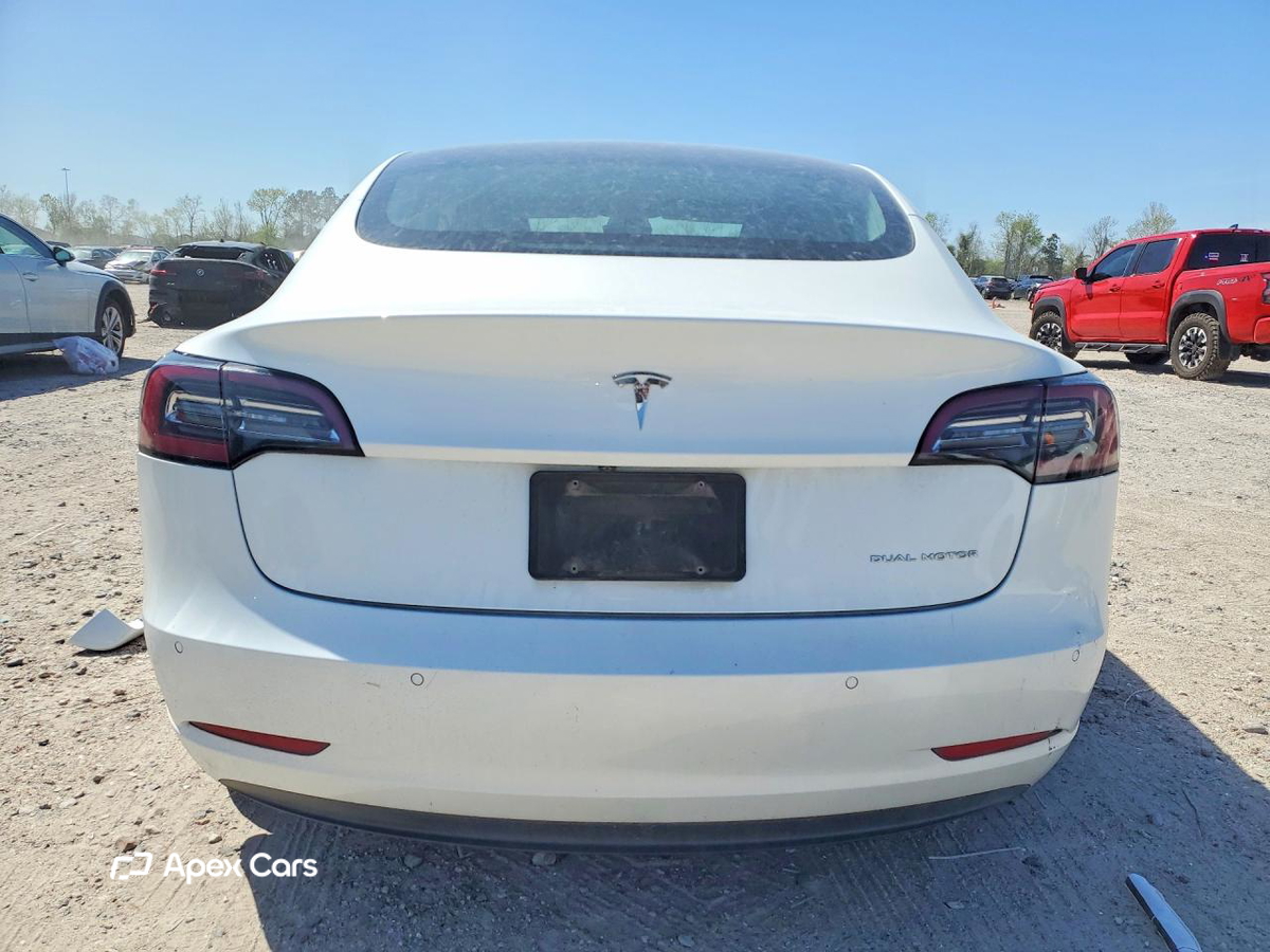 Tesla Model 3 2020