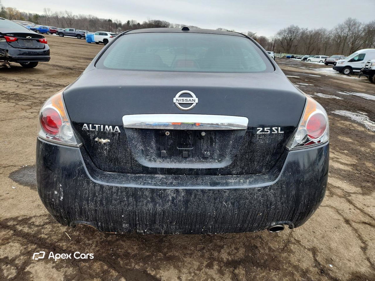 Nissan Altima 2012