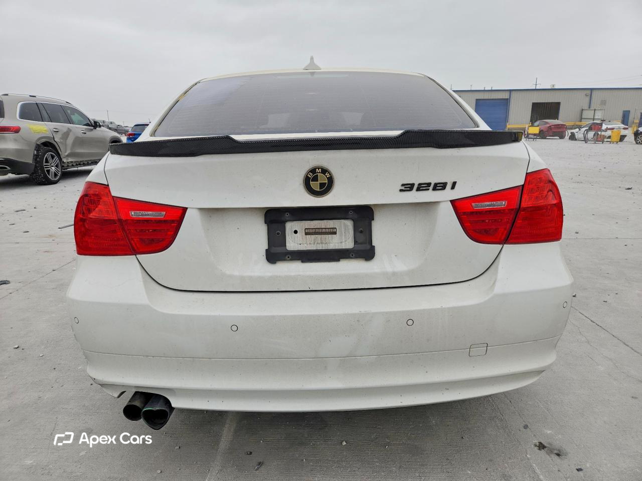 BMW Series 3 2011
