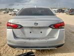 Nissan Versa 2021