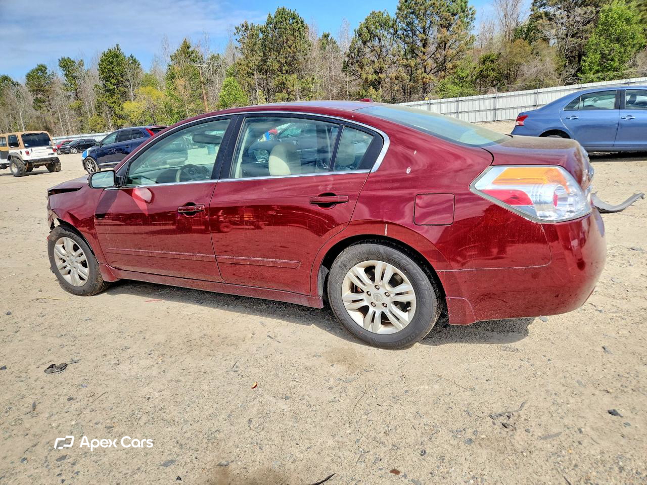 Nissan Altima 2012