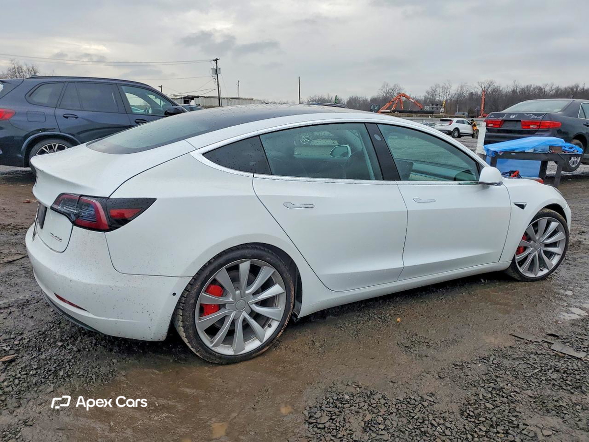 Tesla Model 3 2020
