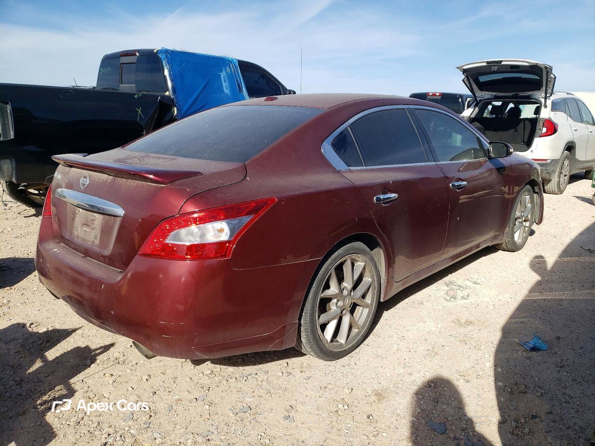Nissan Maxima 2010