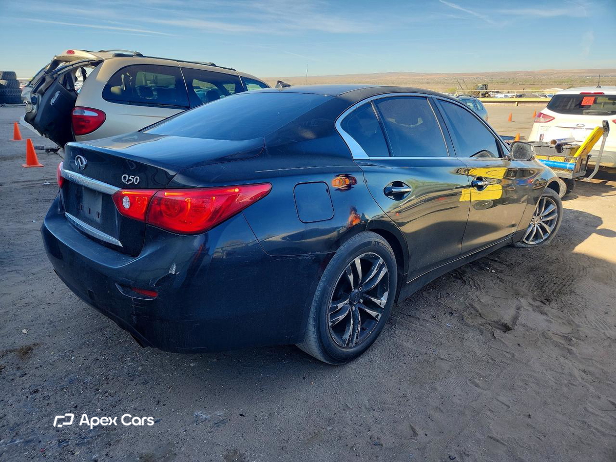 Infiniti Q50 2015