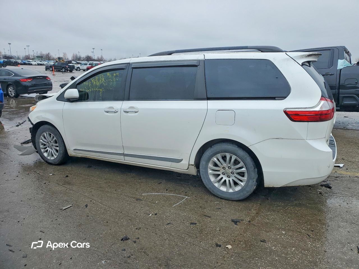 Toyota Sienna 2017