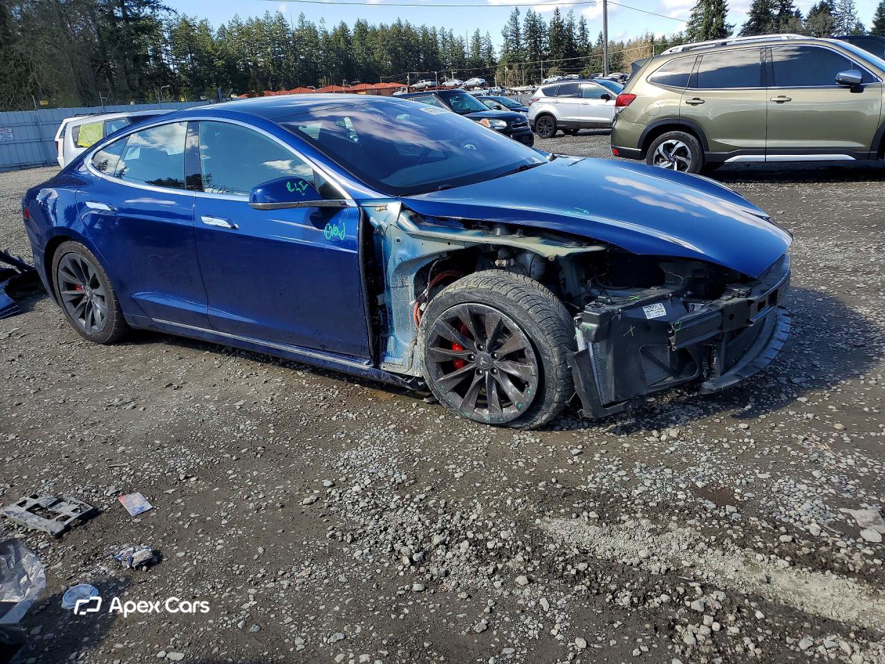 Tesla Model S 2020