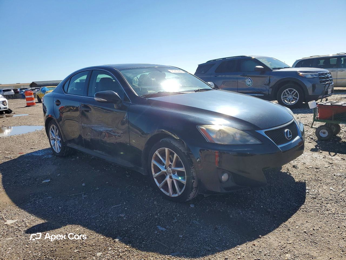 Lexus IS 2011