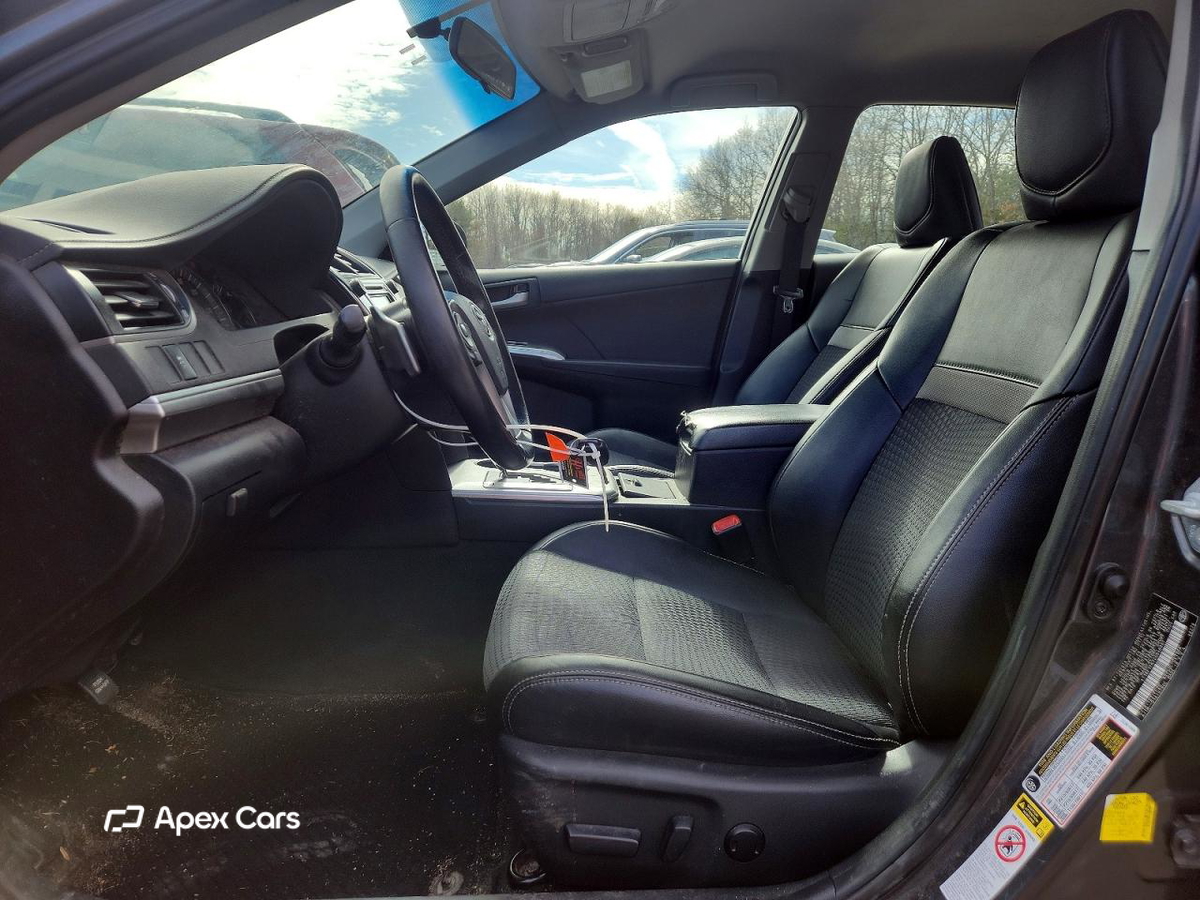 Toyota Camry 2012