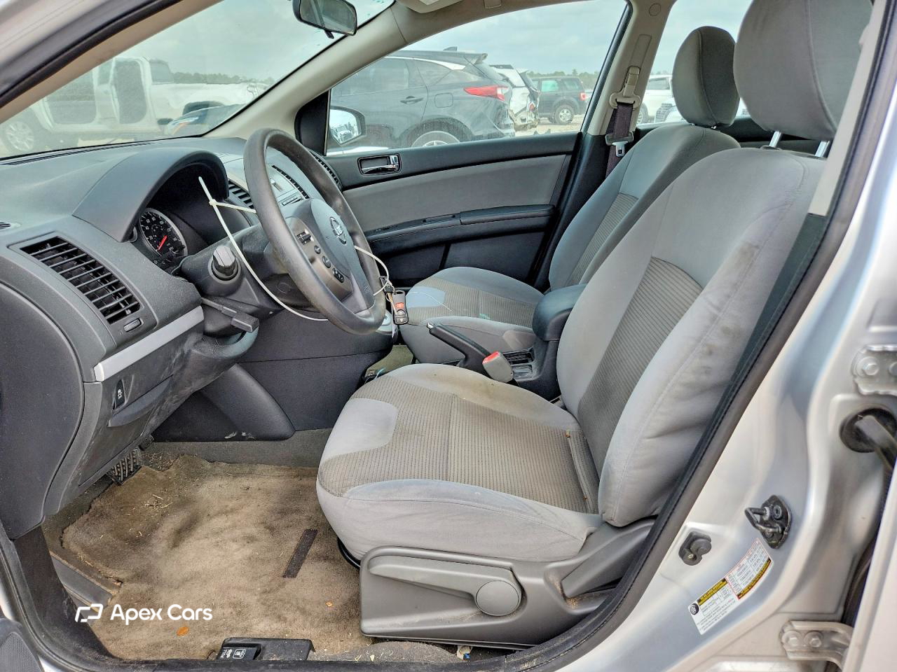 Nissan Sentra 2012