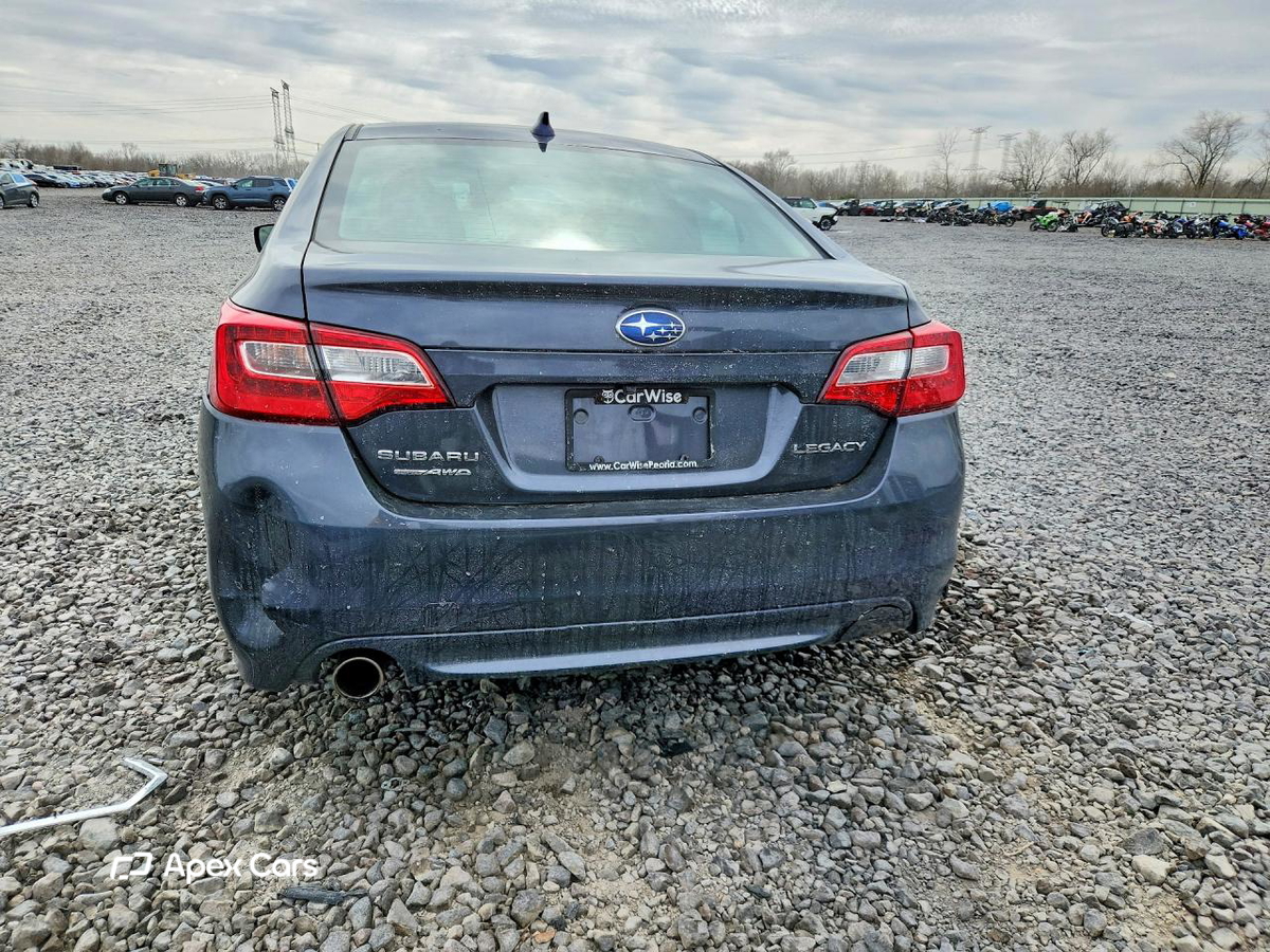 Subaru Legacy 2017