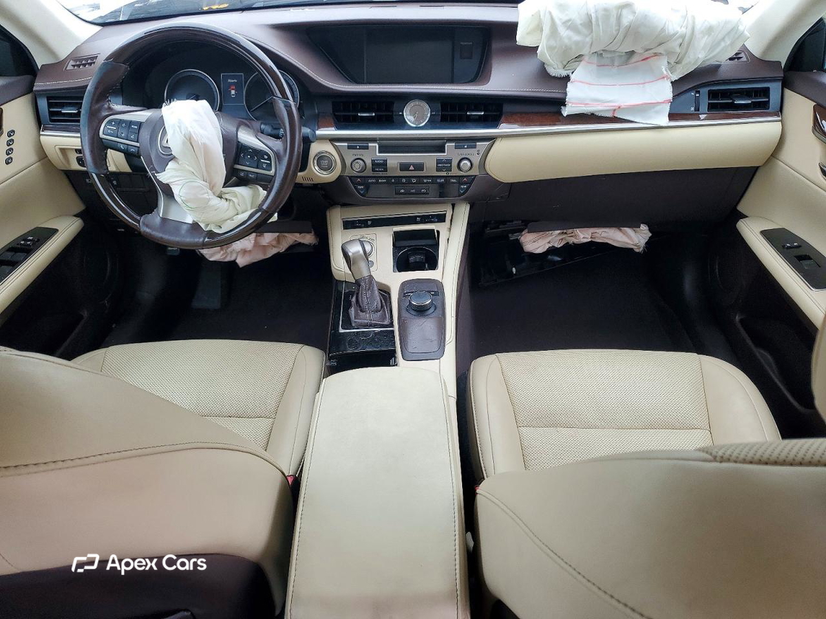 Lexus ES 2017