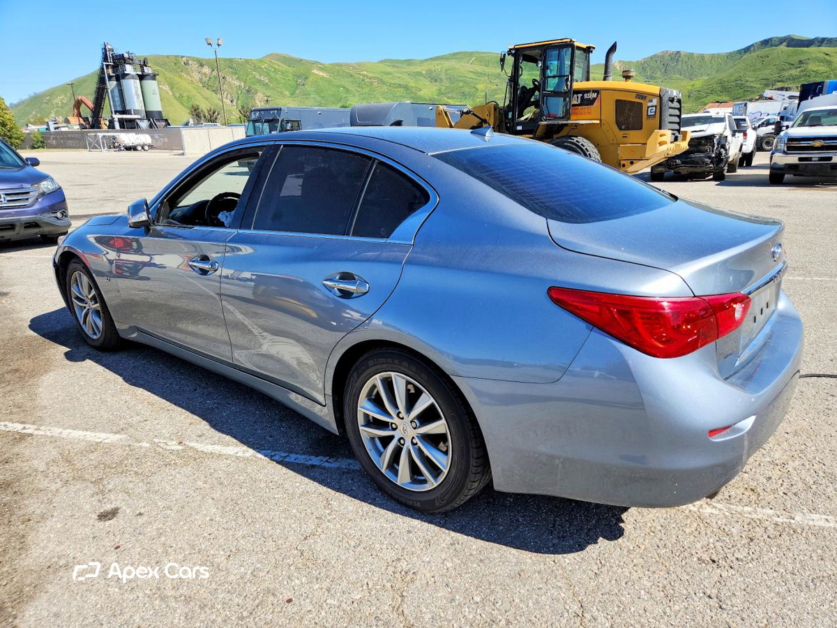 Infiniti Q50 2015