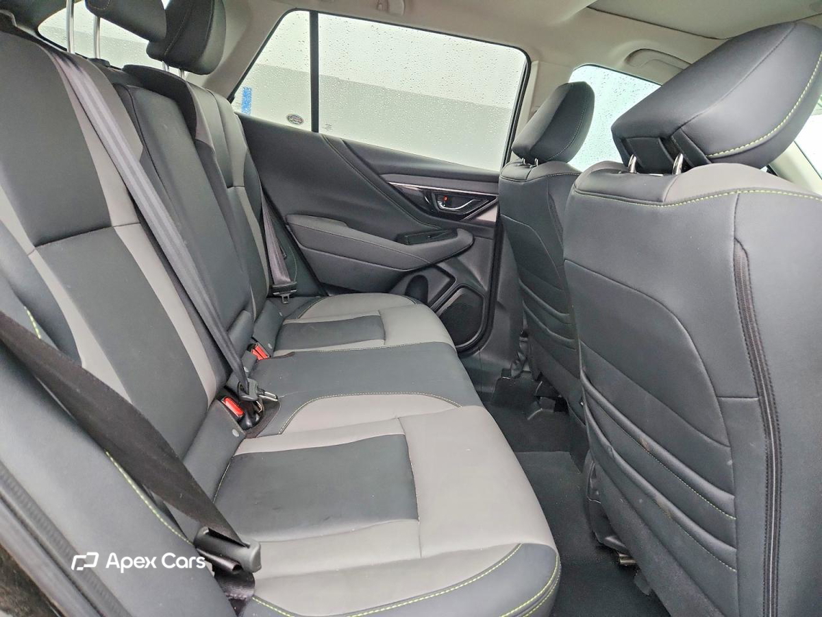 Subaru Outback 2025