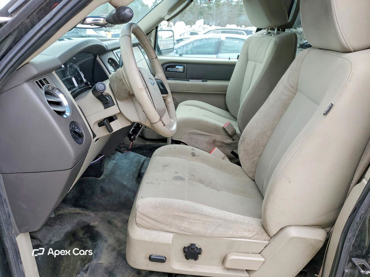 Ford Expedition 2010