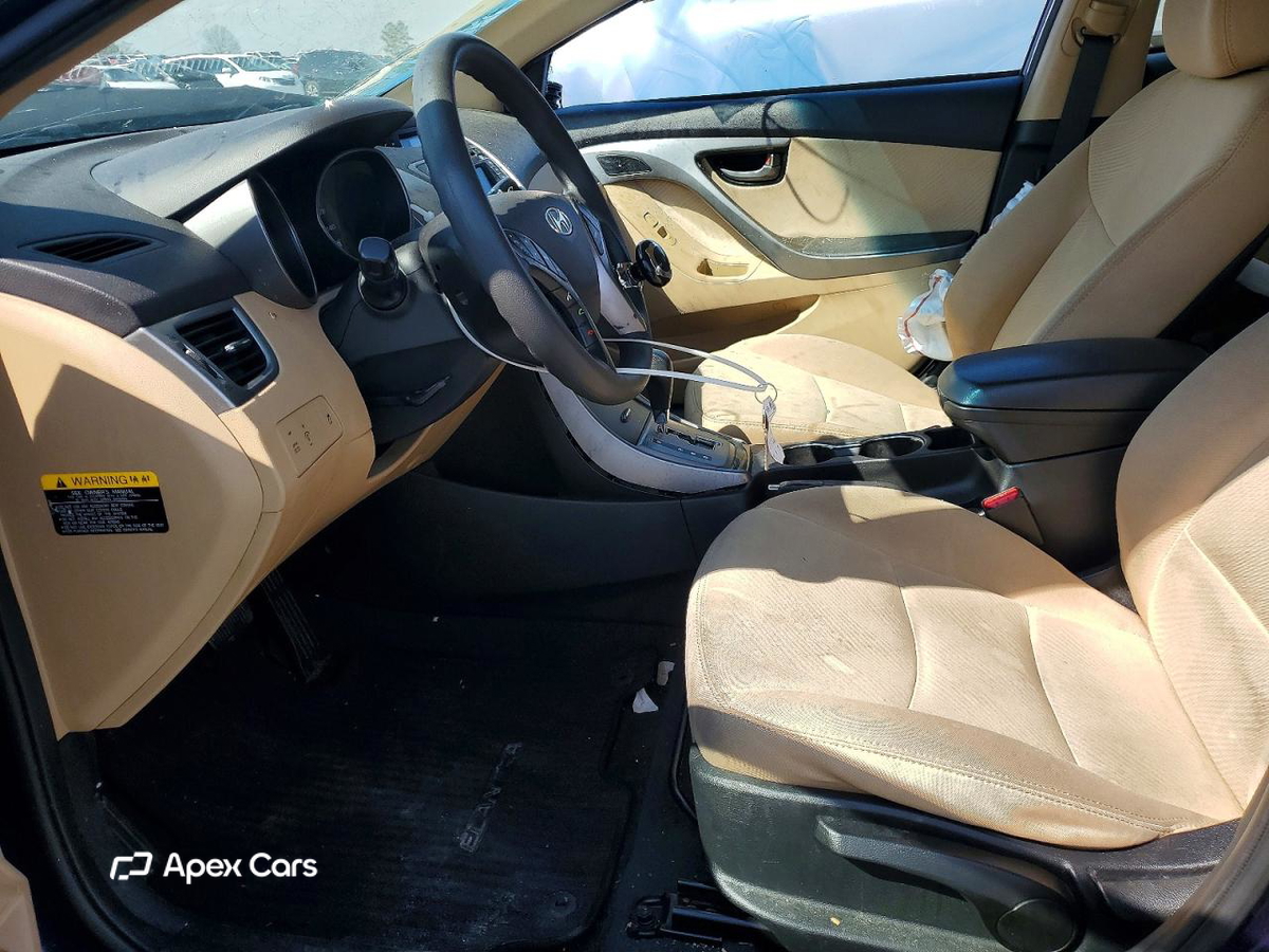 Hyundai Elantra 2013