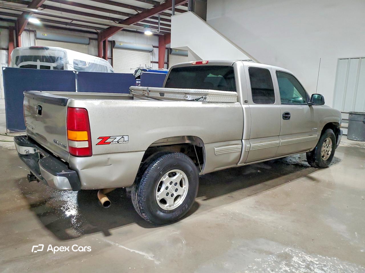 Chevrolet Silverado 2002